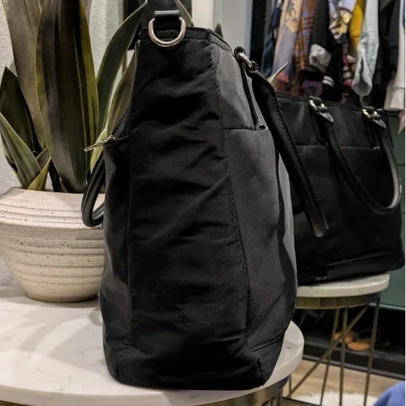 Lo & Sons Brookline Laptop Bag Black with Lavender Interior Nylon Tote - Picture 4 of 11